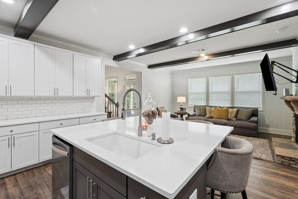 5 bedroom, 5 bathroom, 4,413 sq ft single family residence for sale at 44 Westin Court, Newnan, GA 30263 — photo 9
