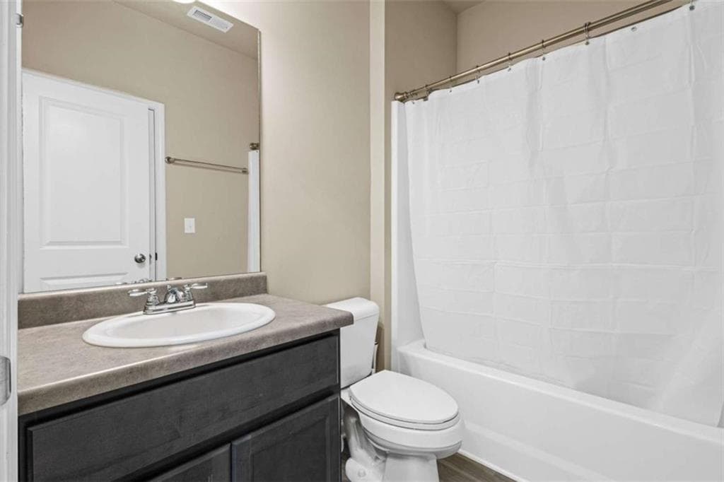 4 bedroom, 3 bathroom, 2,934 sq ft single family residence for rent at 684 Armitage Way, Stockbridge, GA 30281 for $2,400 a month — photo 6