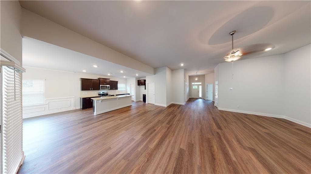 4 bedroom, 3 bathroom, 2,505 sq ft single family residence for sale at 1101 Stiles Crossing, Griffin, GA 30223 — photo 3