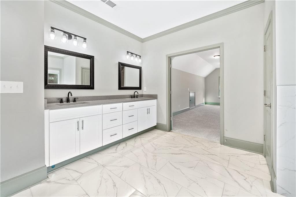 5 bedroom, 4 bathroom, 3,797 sq ft single family residence under contract at 4208 Sierra Creek Court, Hoschton, GA 30548 — photo 9