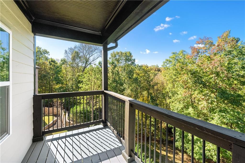5 bedroom, 4 bathroom, 3,797 sq ft single family residence under contract at 4208 Sierra Creek Court, Hoschton, GA 30548 — photo 10
