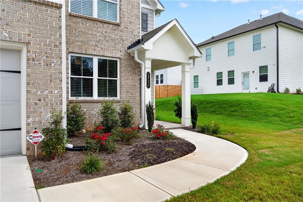 4 bedroom, 3 bathroom, 2,362 sq ft single family residence for sale at 1730 Fulmont Circle, Mableton, GA 30126 — photo 7