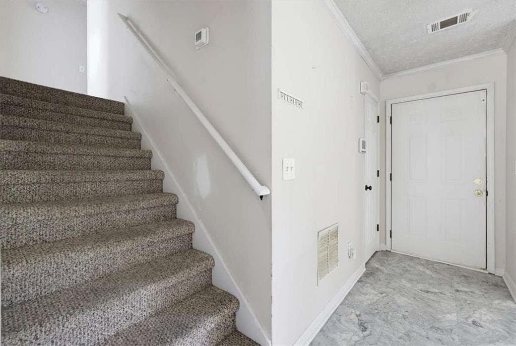 3 bedroom, 3 bathroom, 1,650 sq ft single family residence for sale at 1986 Gibralter Way, Conyers, GA 30012 — photo 3