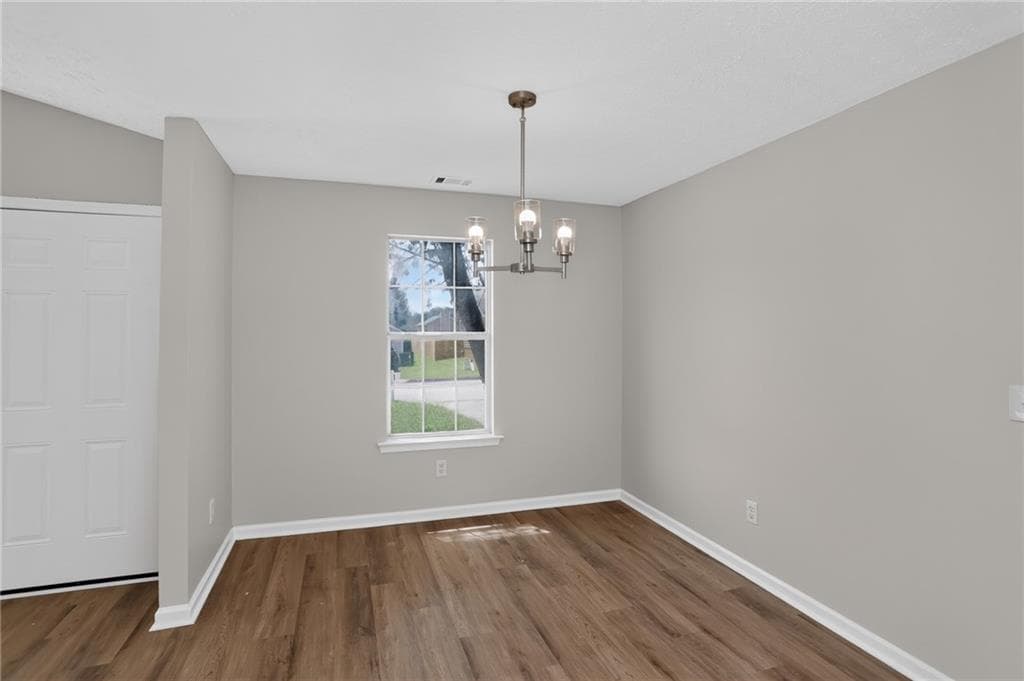 3 bedroom, 2 bathroom, 1,460 sq ft single family residence for sale at 837 Shoals Court, Atlanta, GA 30349 — photo 6
