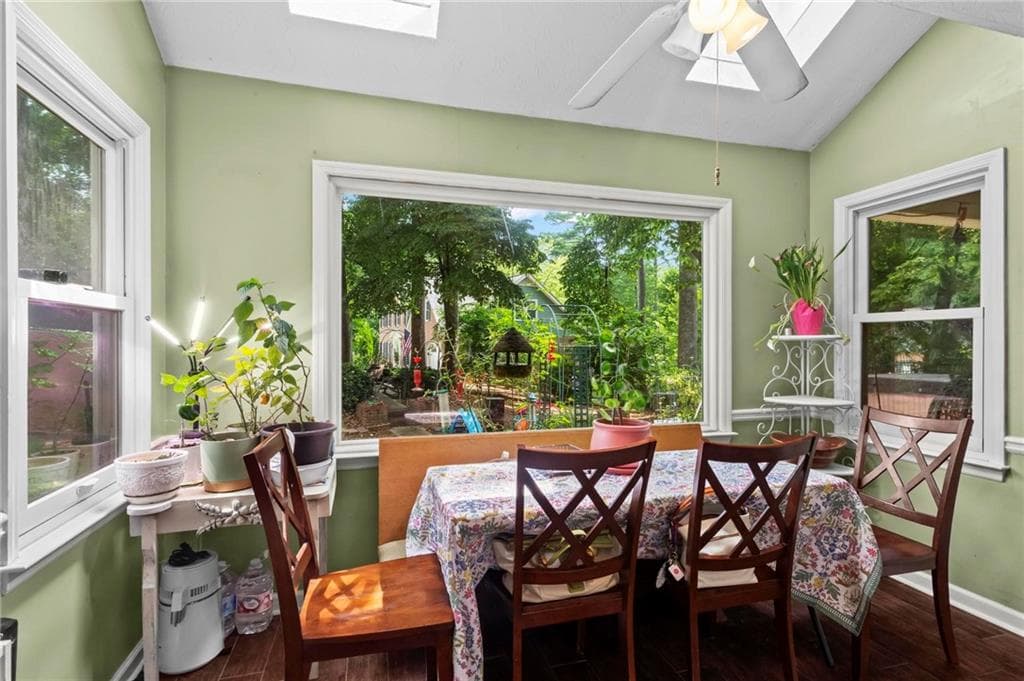 4 bedroom, 4 bathroom, 2,660 sq ft single family residence for sale at 140 Lakeside Drive, Kennesaw, GA 30144 — photo 10