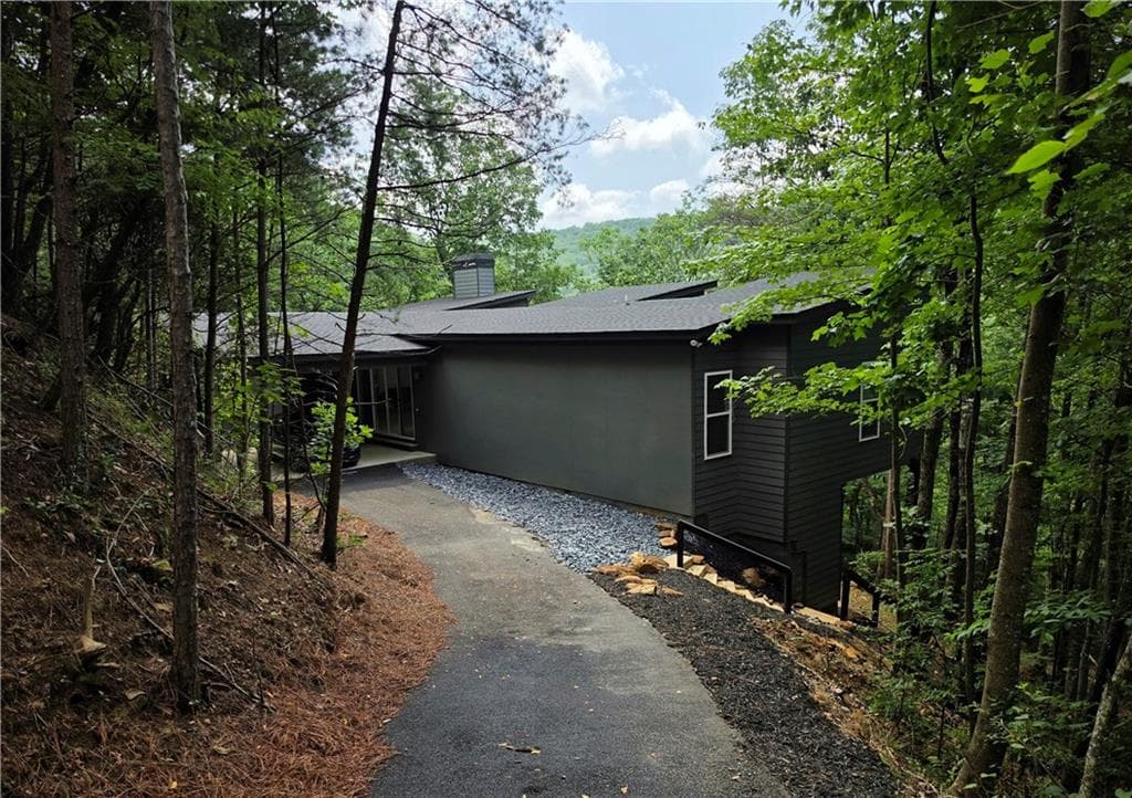 2 bedroom, 2 bathroom, 1,702 sq ft single family residence for sale at 484 RockWater Road, Ellijay, GA 30536 — photo 2