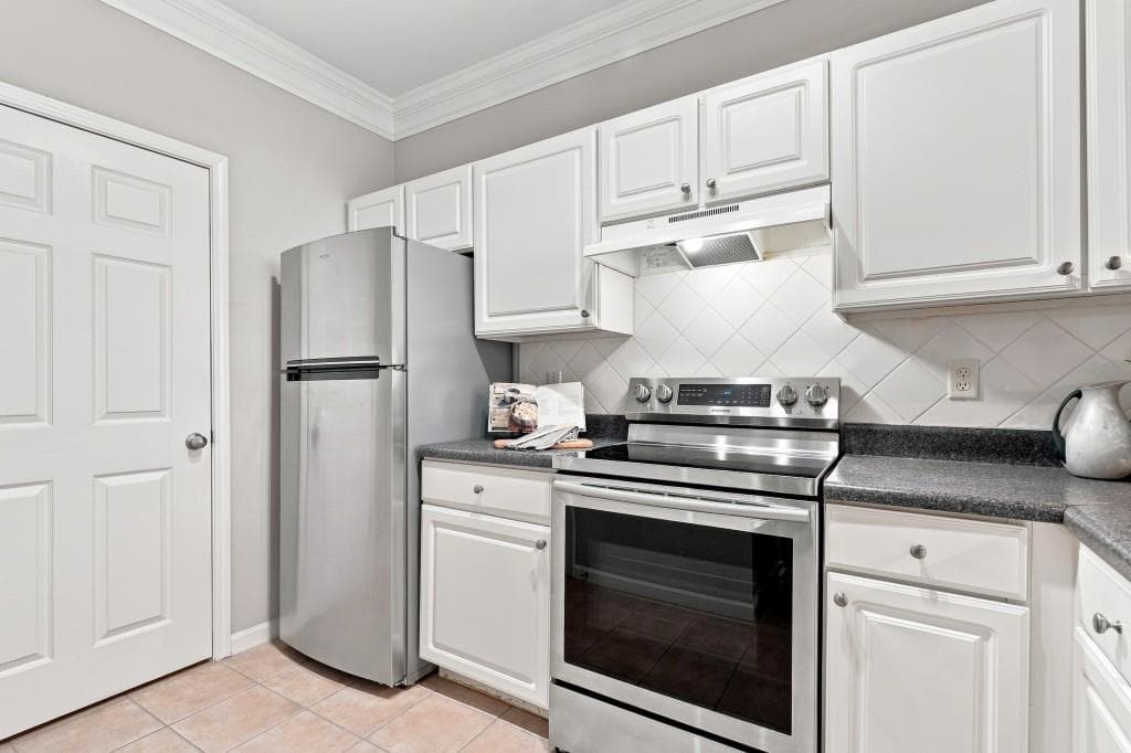 1 bedroom, 1 bathroom, 798 sq ft condominium for sale at 4102 Westchester Ridge, Atlanta, GA 30329 — photo 5