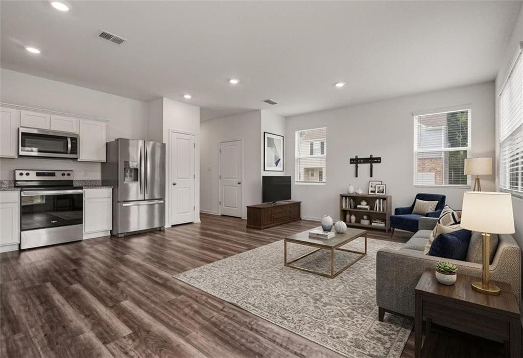 3 bedroom, 3 bathroom, 1,440 sq ft townhouse under contract at 107 Thetford Way, Winder, GA 30680 — photo 5