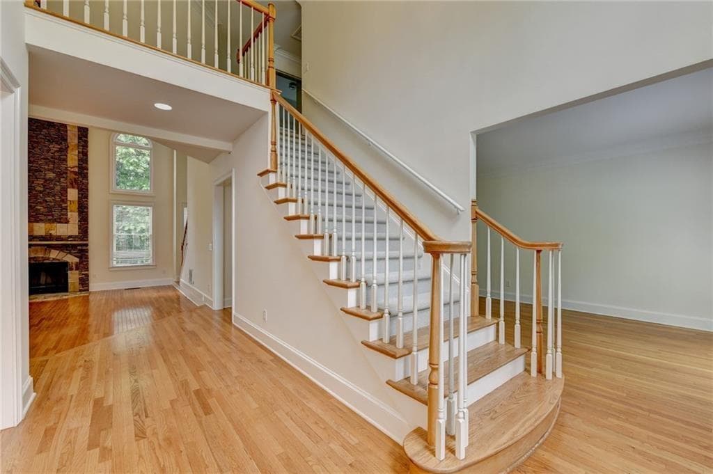 5 bedroom, 4 bathroom, 3,881 sq ft single family residence for rent at 10645 Honey Brook Circle, Johns Creek, GA 30097 for $3,900 a month — photo 4