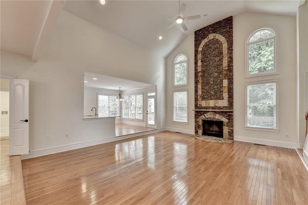 5 bedroom, 4 bathroom, 3,881 sq ft single family residence for rent at 10645 Honey Brook Circle, Johns Creek, GA 30097 for $3,900 a month — photo 7