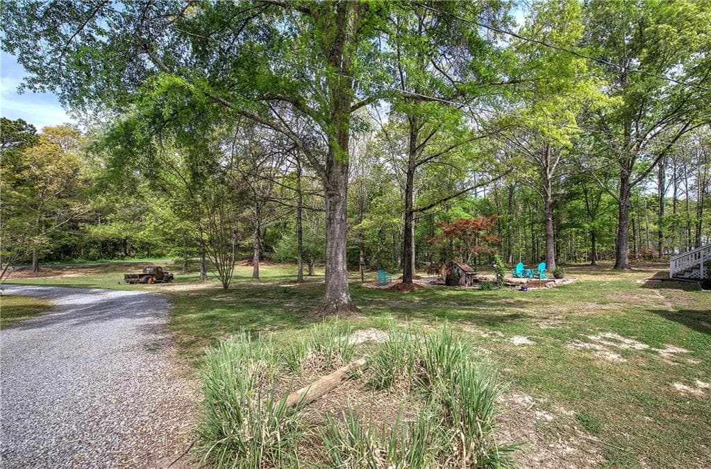 3 bedroom, 2 bathroom, 2,776 sq ft single family residence under contract at 452 Terry White Road, Aragon, GA 30104 — photo 5