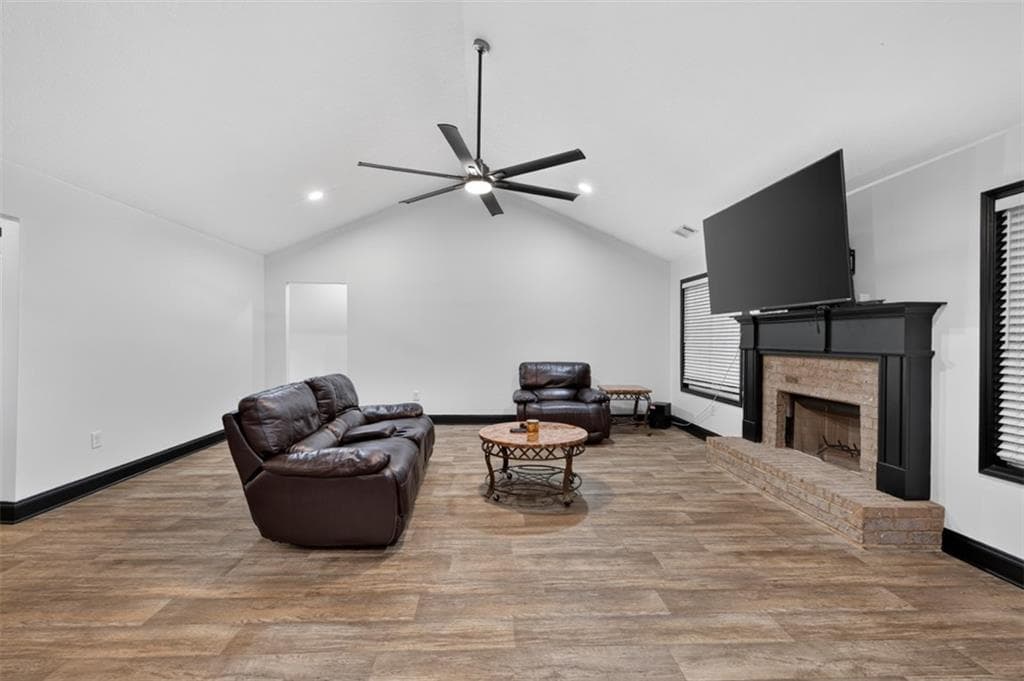 4 bedroom, 3 bathroom, 2,656 sq ft single family residence for sale at 305 McMillian Ct, Winder, GA 30680 — photo 9