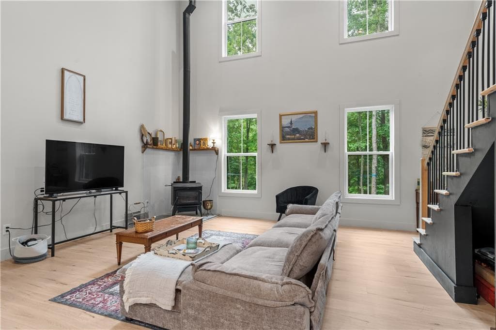 3 bedroom, 3 bathroom, 2,178 sq ft single family residence under contract at 1995 Auraria Road, Dahlonega, GA 30533 — photo 6