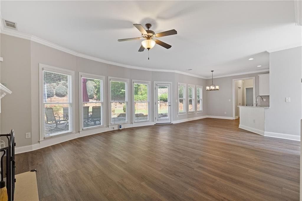 5 bedroom, 3 bathroom, 2,916 sq ft single family residence under contract at 1025 Fairview Club Circle, Dacula, GA 30019 — photo 3