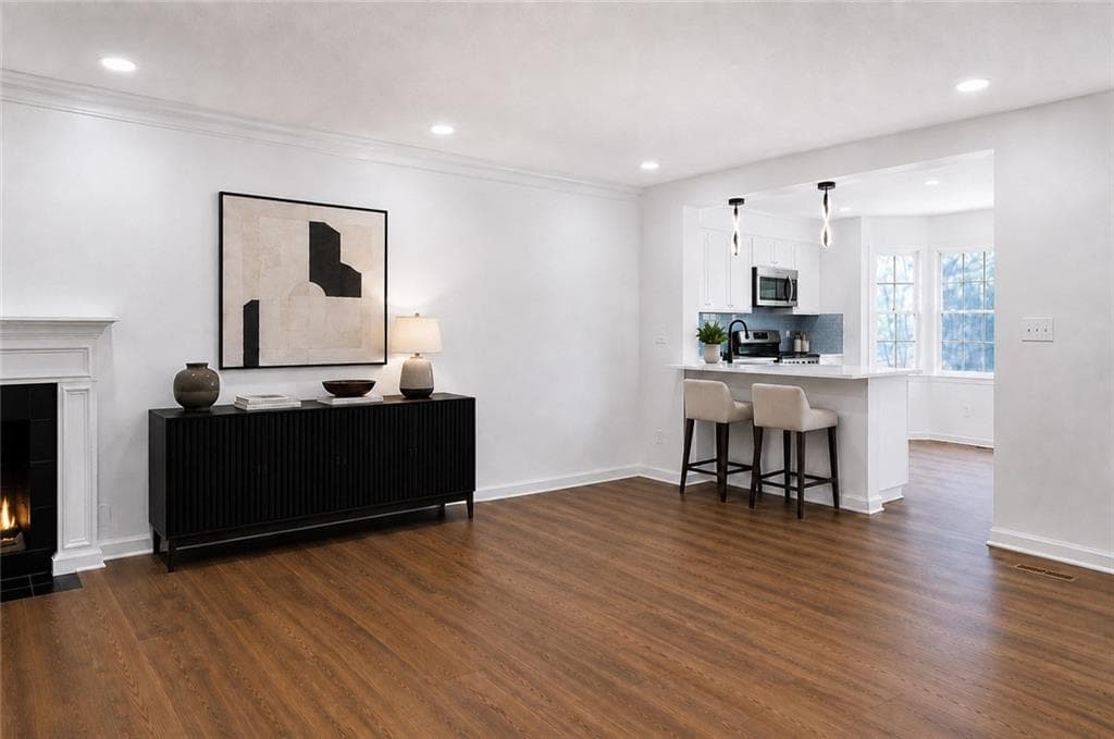4 bedroom, 4 bathroom, 2,475 sq ft townhouse for sale at 3740 E Bay Street, Duluth, GA 30096 — photo 9