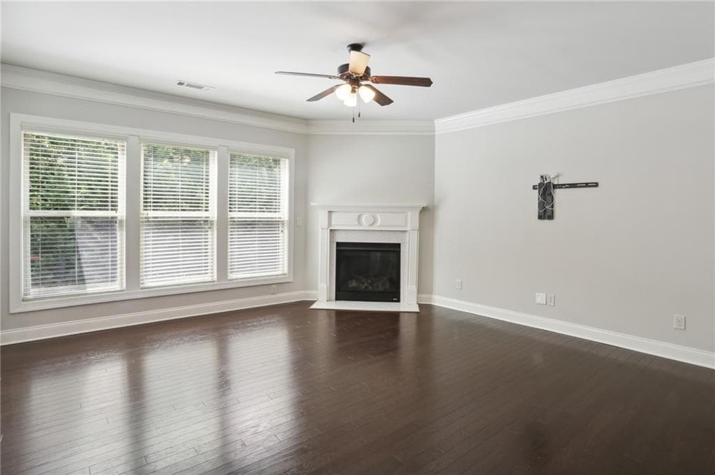 4 bedroom, 3 bathroom, 2,544 sq ft single family residence for rent at 1400 Roswell Manor Circle, Roswell, GA 30076 for $3,700 a month — photo 5