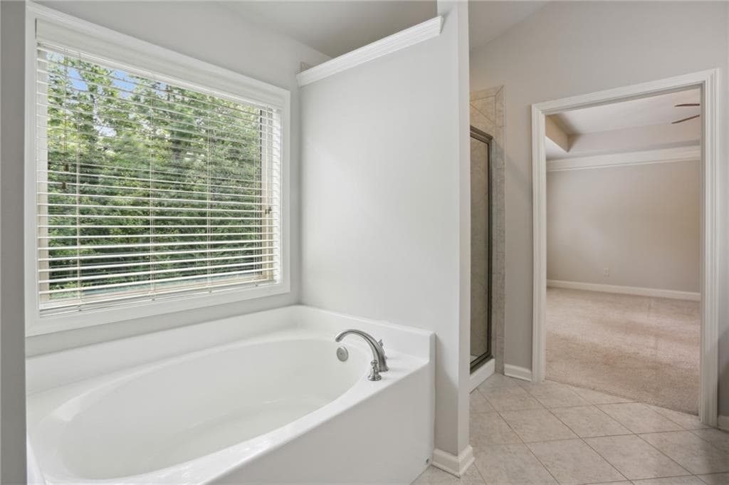 4 bedroom, 3 bathroom, 2,544 sq ft single family residence for rent at 1400 Roswell Manor Circle, Roswell, GA 30076 for $3,700 a month — photo 9