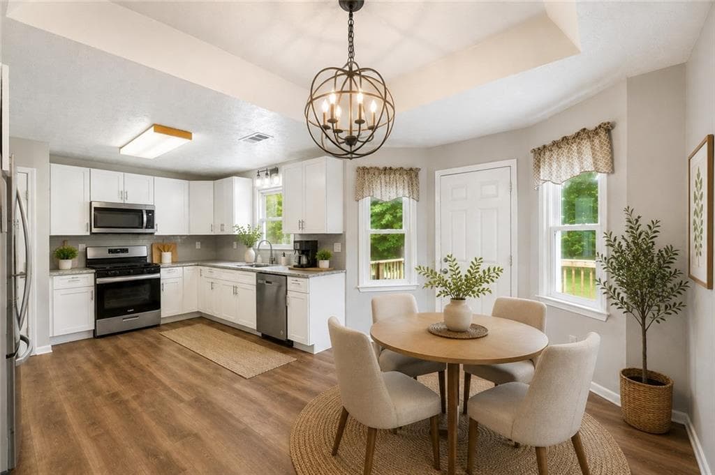 3 bedroom, 2 bathroom, 1,471 sq ft single family residence for sale at 1731 Rose Garden Lane, Loganville, GA 30052 — photo 4