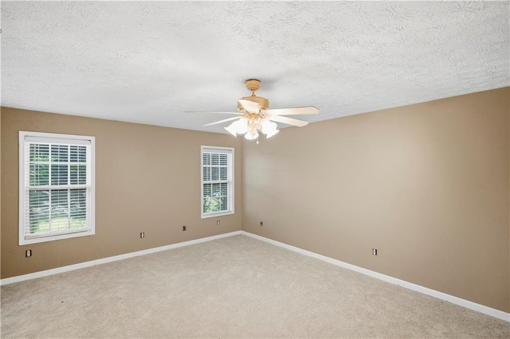 5 bedroom, 3 bathroom, 3,465 sq ft single family residence for sale at 20 Alcovy Forest Way, Covington, GA 30014 — photo 9