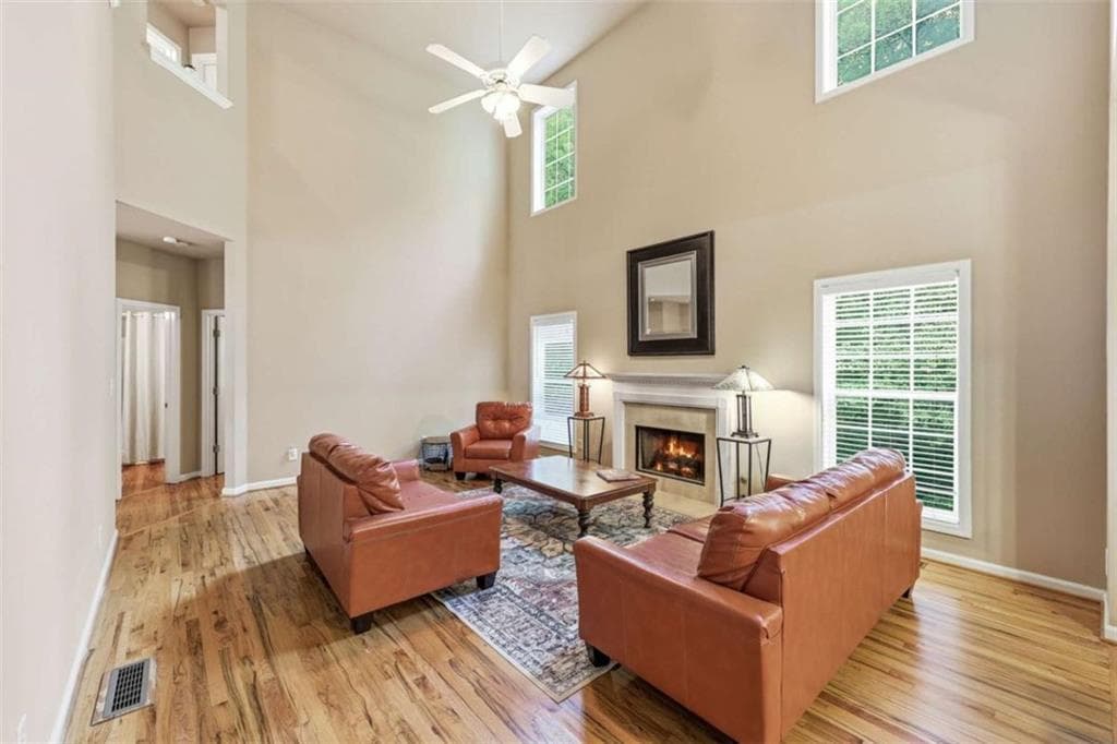 5 bedroom, 4 bathroom, 4,364 sq ft single family residence for sale at 3970 Walnut Grove Way, Gainesville, GA 30506 — photo 7