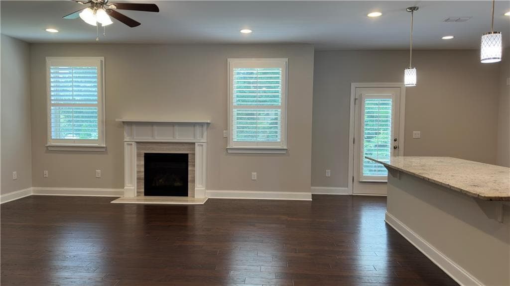 5 bedroom, 4 bathroom, 2,874 sq ft single family residence under contract at 311 Chesterfield Cove, Woodstock, GA 30189 — photo 4