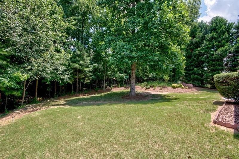 4 bedroom, 2 bathroom, 2,084 sq ft single family residence for rent at 2630 Highland Pass, Alpharetta, GA 30004 for $2,795 a month — photo 8