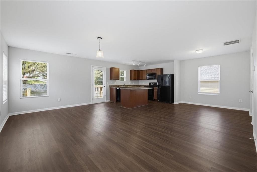 3 bedroom, 4 bathroom, 1,724 sq ft single family residence for sale at 36 Lila Way, Cartersville, GA 30120 — photo 7