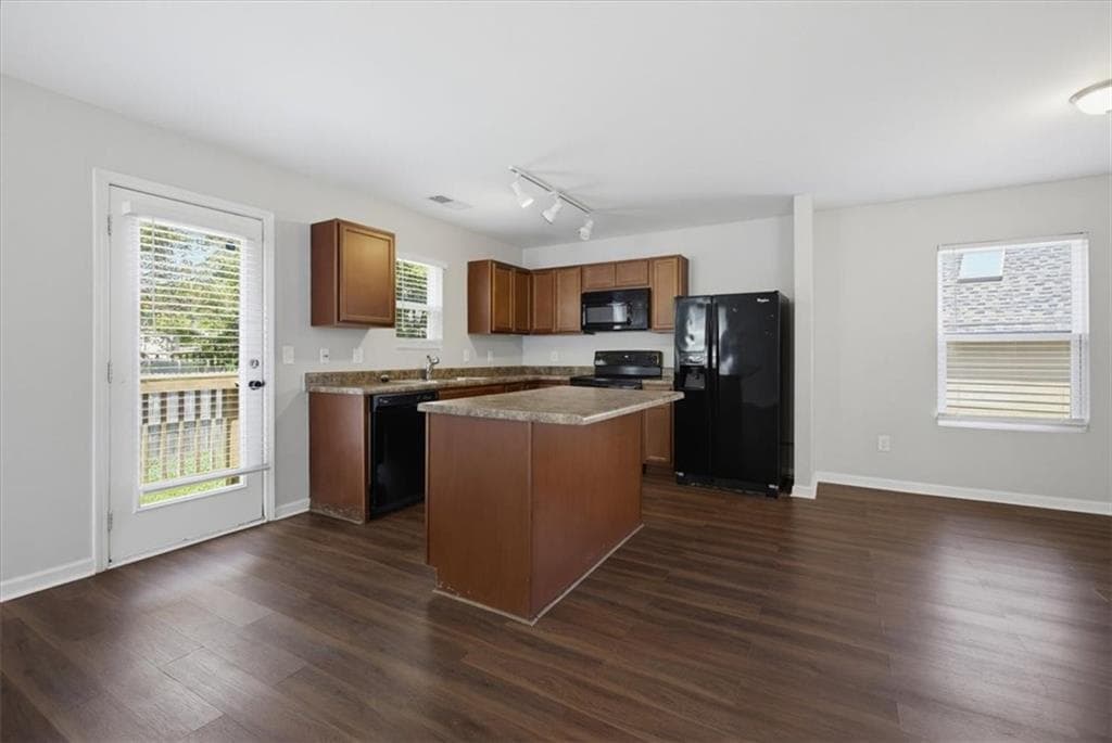 3 bedroom, 4 bathroom, 1,724 sq ft single family residence for sale at 36 Lila Way, Cartersville, GA 30120 — photo 10