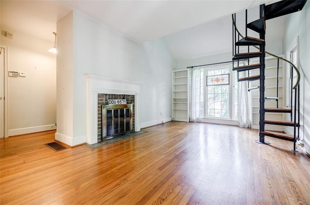 2 bedroom, 1 bathroom, 1,129 sq ft single family residence for rent at 1148 Forrest Boulevard, Decatur, GA 30030 for $2,500 a month — photo 5