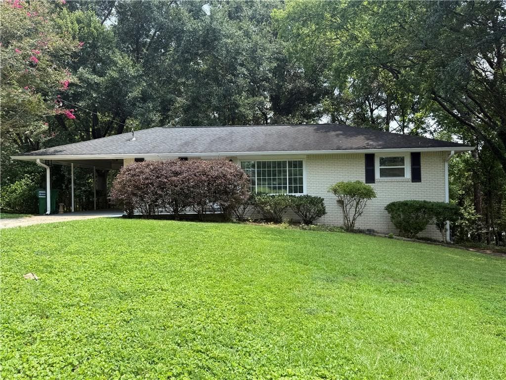 3 bedroom, 2 bathroom, 1,299 sq ft single family residence for rent at 2404 Elmwood Circle, Atlanta, GA 30339 for $2,295 a month — photo 1 of 13