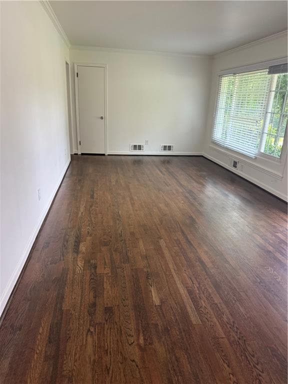 3 bedroom, 2 bathroom, 1,299 sq ft single family residence for rent at 2404 Elmwood Circle, Atlanta, GA 30339 for $2,295 a month — photo 3