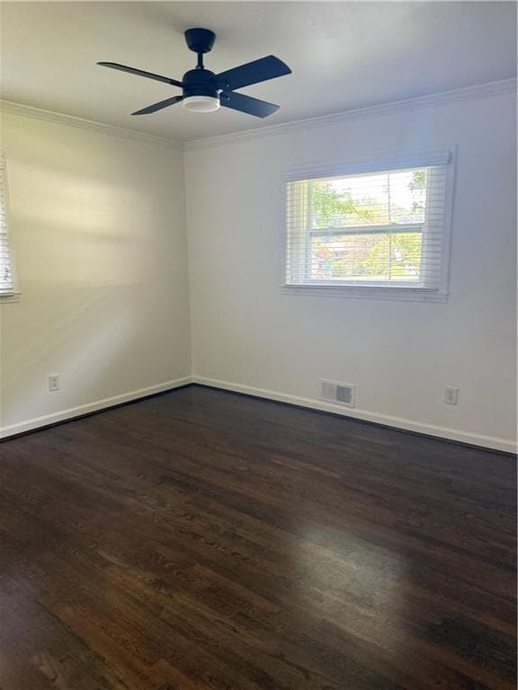 3 bedroom, 2 bathroom, 1,299 sq ft single family residence for rent at 2404 Elmwood Circle, Atlanta, GA 30339 for $2,295 a month — photo 7