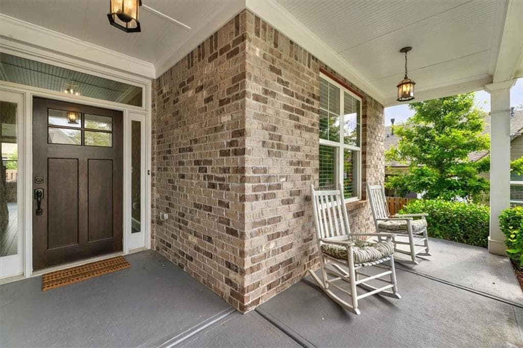 4 bedroom, 3 bathroom, 1,964 sq ft single family residence for sale at 302 Derrymore Drive, Woodstock, GA 30188 — photo 4
