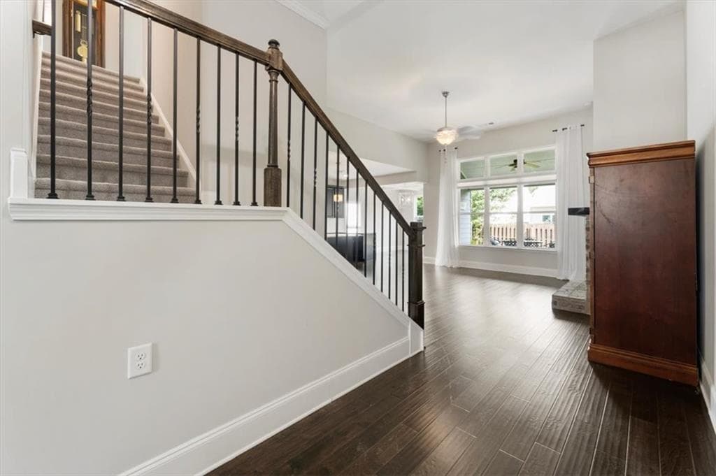 4 bedroom, 3 bathroom, 1,964 sq ft single family residence for sale at 302 Derrymore Drive, Woodstock, GA 30188 — photo 6