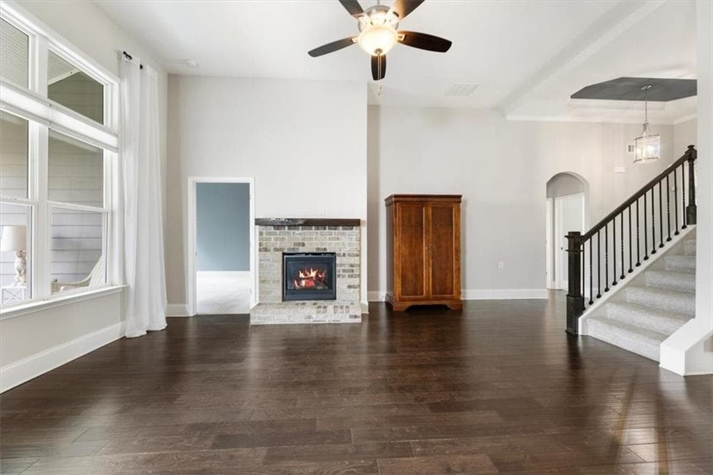 4 bedroom, 3 bathroom, 1,964 sq ft single family residence for sale at 302 Derrymore Drive, Woodstock, GA 30188 — photo 9