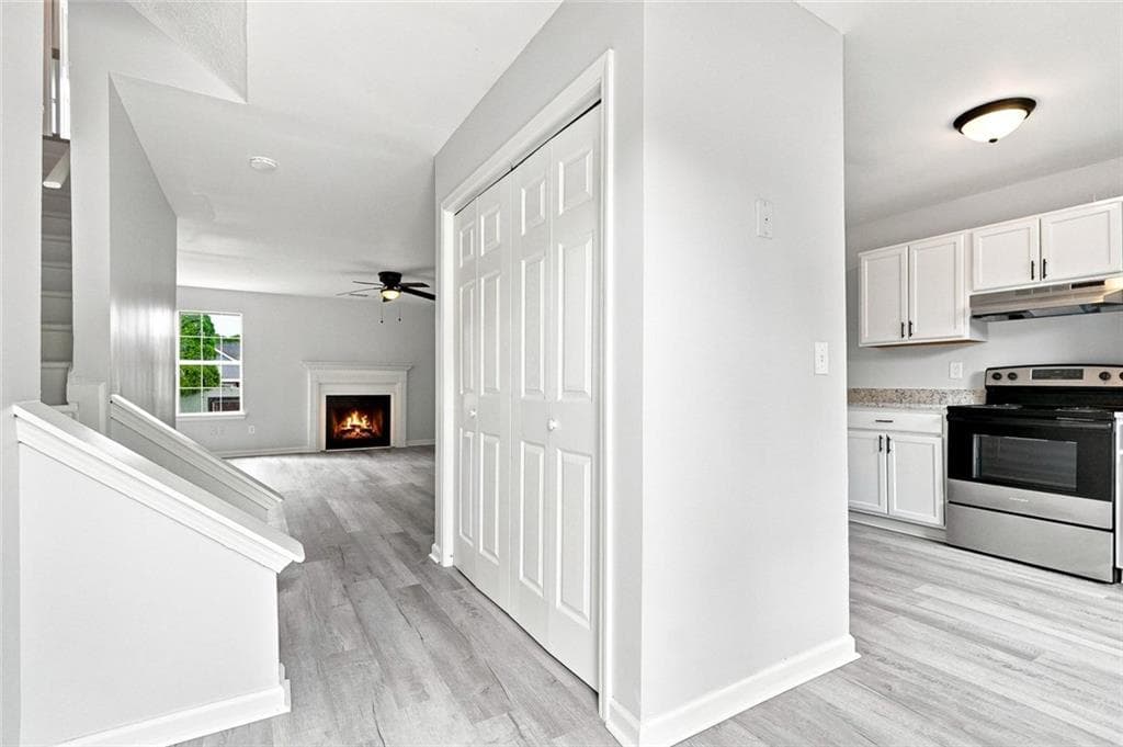 3 bedroom, 3 bathroom, 1,326 sq ft townhouse for sale at 366 N Beach Court, Riverdale, GA 30274 — photo 6