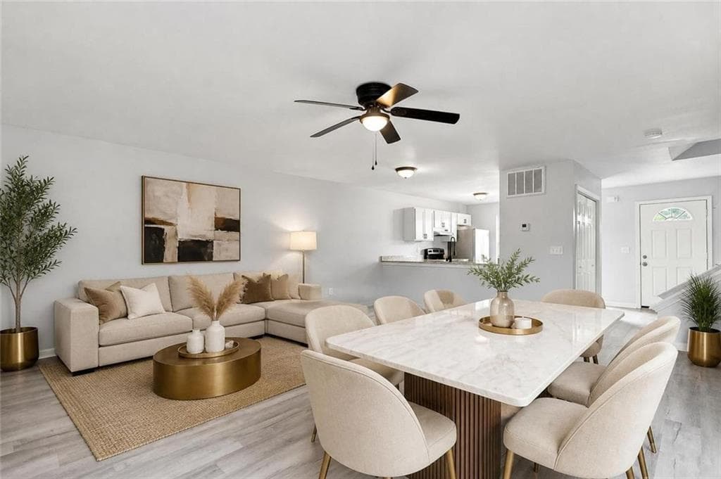 3 bedroom, 3 bathroom, 1,326 sq ft townhouse for sale at 366 N Beach Court, Riverdale, GA 30274 — photo 9