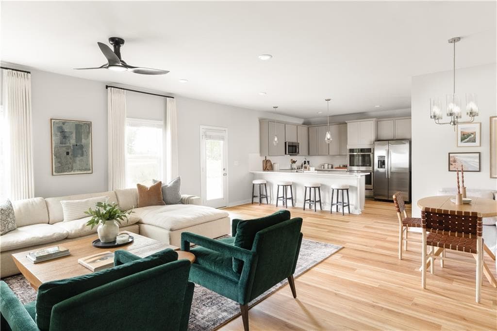 5 bedroom, 4 bathroom, 3,300 sq ft single family residence for sale at 1513 Sungrown Way, Mcdonough, GA 30253 — photo 3