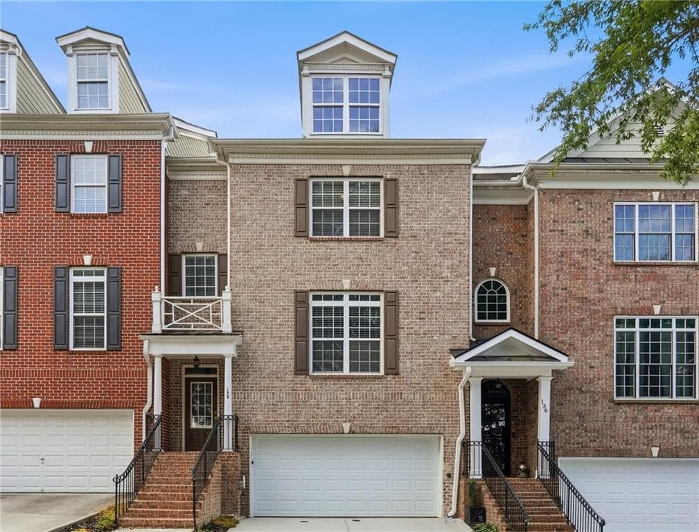 4 bedroom, 4 bathroom, 2,664 sq ft townhouse under contract at 138 Wetherbrooke Lane 3, Smyrna, GA 30082 — photo 2