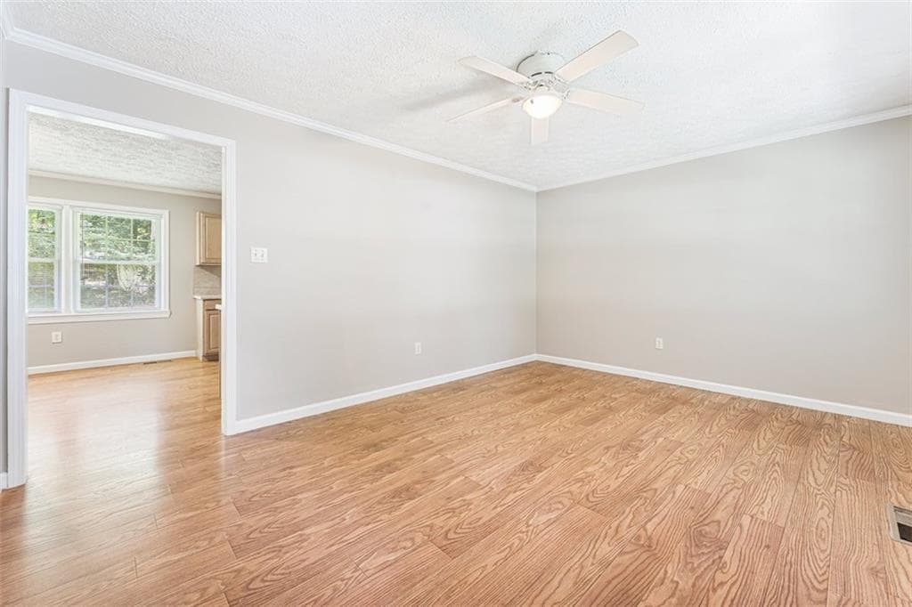 3 bedroom, 2 bathroom, 1,220 sq ft single family residence under contract at 224 Spanish Trails Way, Dallas, GA 30157 — photo 6