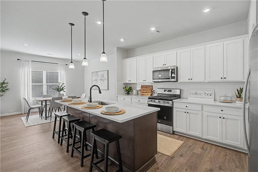 4 bedroom, 3 bathroom, 2,032 sq ft single family residence for sale at 103 Everwood Court, Dallas, GA 30132 — photo 4