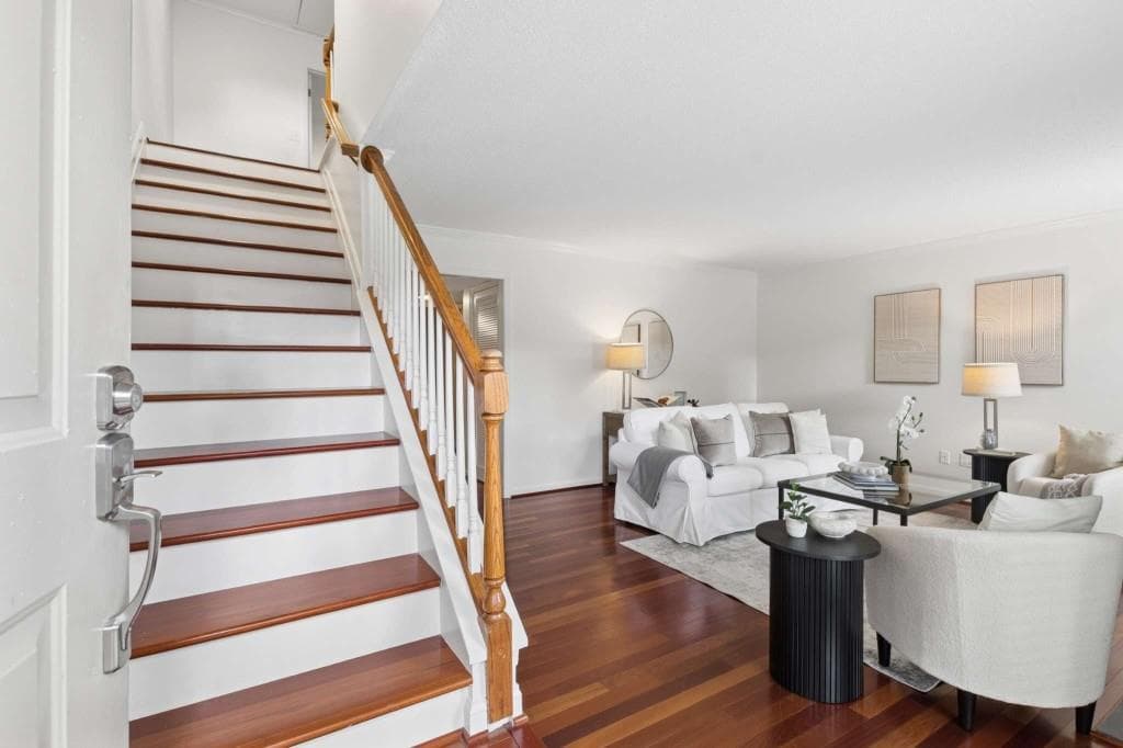 2 bedroom, 3 bathroom, 1,538 sq ft townhouse under contract at 1147 Riverbend Club Drive, Atlanta, GA 30339 — photo 3