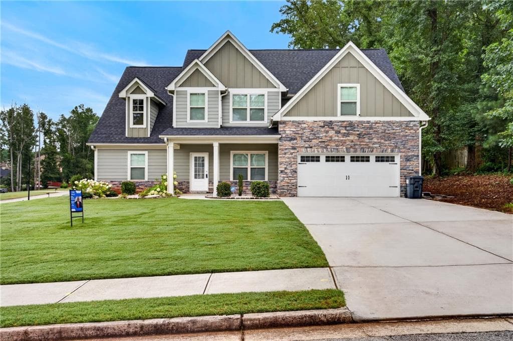 4 bedroom, 3 bathroom, 2,619 sq ft single family residence for sale at 328 Smallwood Lane, Douglasville, GA 30134