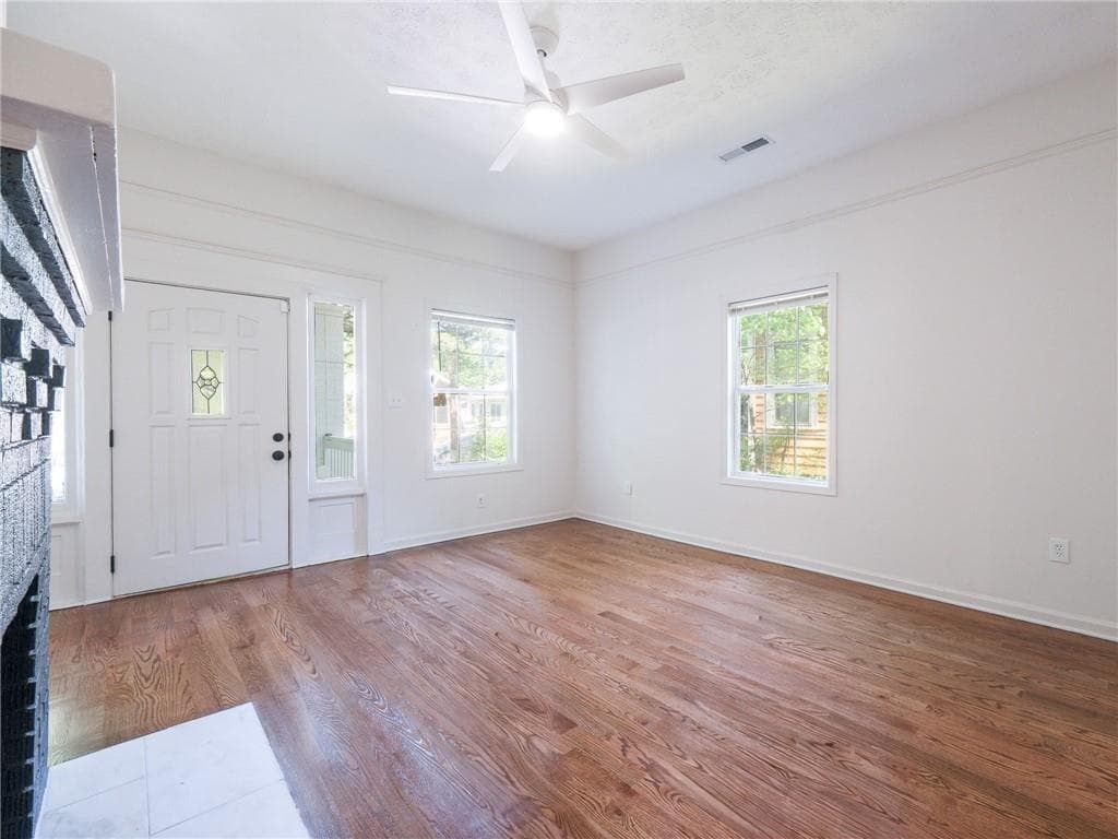 2 bedroom, 3 bathroom, 1,489 sq ft single family residence for sale at 1402 Graham Street, Atlanta, GA 30310 — photo 7