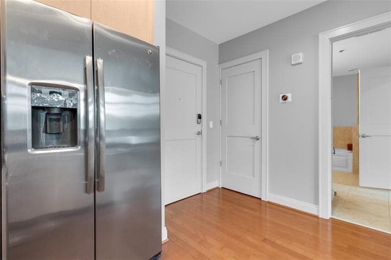 1 bedroom, 1 bathroom, 650 sq ft condominium for rent at 905 Juniper Street 401, Atlanta, GA 30309 for $2,300 a month — photo 3