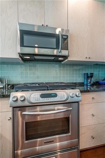 1 bedroom, 1 bathroom, 650 sq ft condominium for rent at 905 Juniper Street 401, Atlanta, GA 30309 for $2,300 a month — photo 8