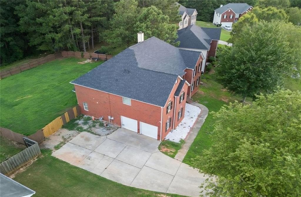 5 bedroom, 4 bathroom, 3,831 sq ft single family residence for sale at 10208 Hemlock Way, Jonesboro, GA 30238 — photo 2
