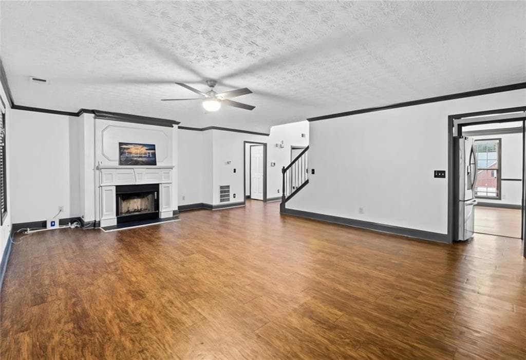 5 bedroom, 4 bathroom, 3,831 sq ft single family residence for sale at 10208 Hemlock Way, Jonesboro, GA 30238 — photo 6
