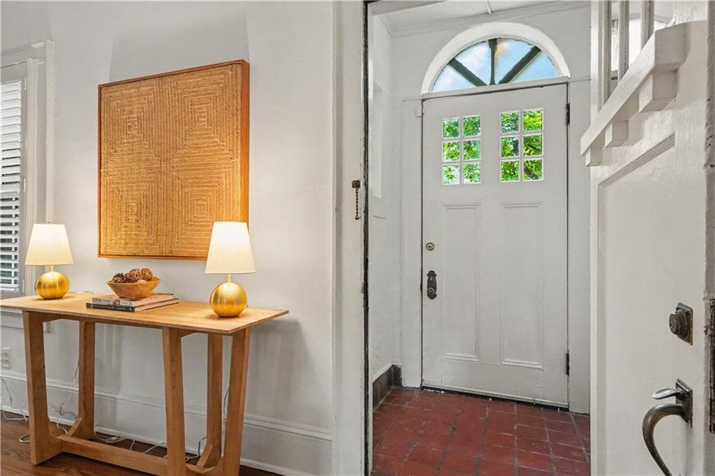 3 bedroom, 3 bathroom, 2,244 sq ft single family residence for sale at 1180 Cameron Court, Atlanta, GA 30306 — photo 4