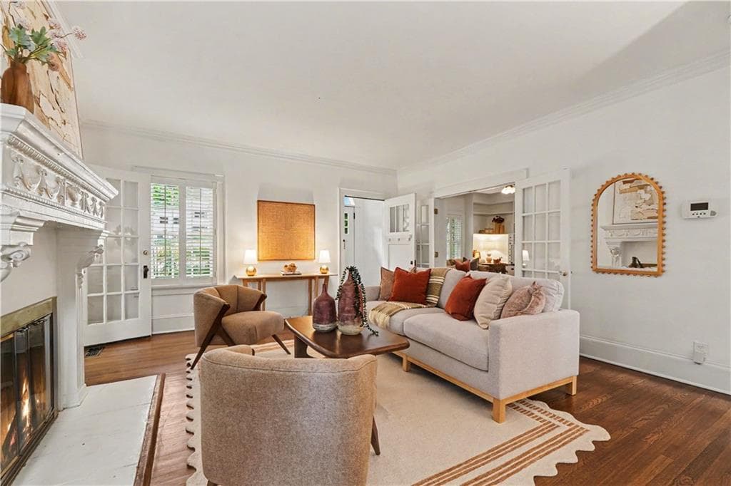 3 bedroom, 3 bathroom, 2,244 sq ft single family residence for sale at 1180 Cameron Court, Atlanta, GA 30306 — photo 5